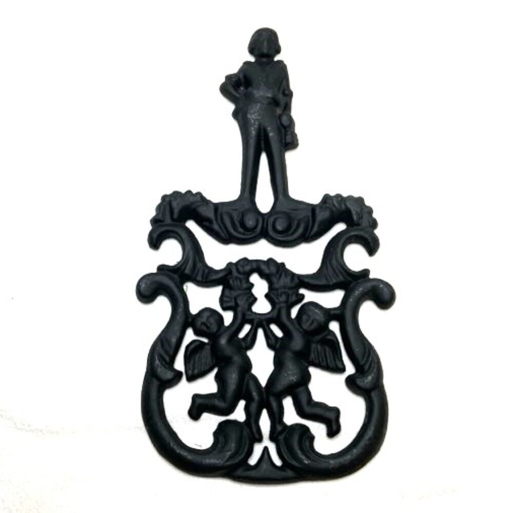 Vtg Cast Iron Trivet Wall Decor John Zimmerman Harner JZH‎ Cupid Cherubs Black